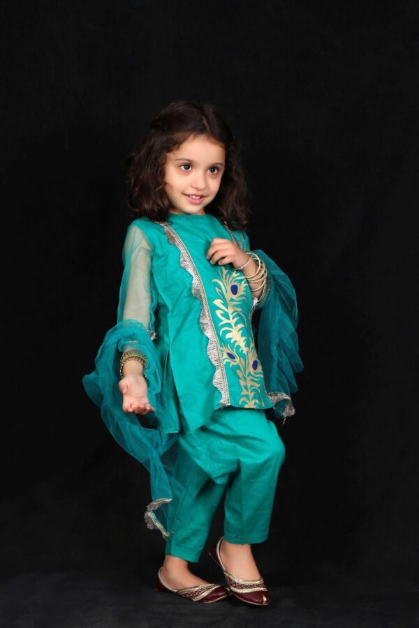 Baby-girl-Pakistani-Summer-Cotton-Two-Piece-Green-and-Blue-Hand-Painted-Dress-Latest-New-Style-Beautiful-Eid-Special-Casual-Design-Birthday-Party-Punjabi-Formal-Fancy-Dress-Shalwar-Kameez