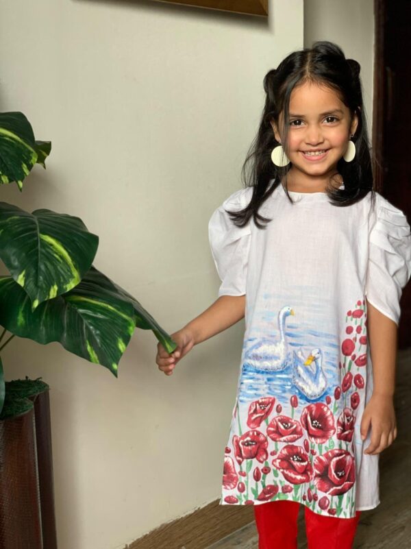 Baby-girl-Summer-Cotton-Two-Piece-Pakistani-White-and-Pink-Dress-Latest-New-Hand-Painted-Style-Beautiful-Eid-Special-Casual-Design-Birthday-Party-Formal-Fancy-Dress-Punjabi-Shalwar-Kameez